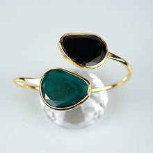 Load image into Gallery viewer, Emerald &amp; Black Seville Bracelet
